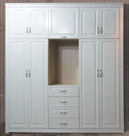 實(shí)木柜體廠探討衣柜有異味怎么辦 實(shí)木柜體廠探討衣柜有異味怎么辦