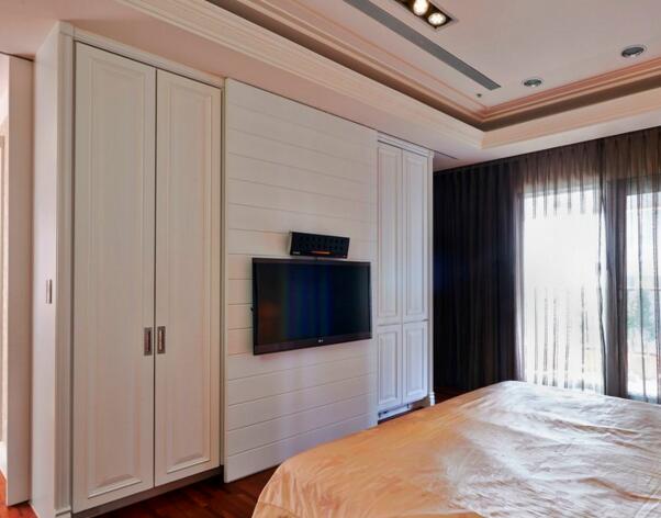 古典風格整體衣柜